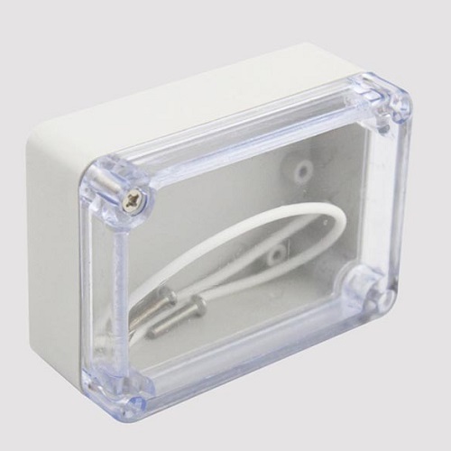 Caja plástica impermeable 83x58x33mm