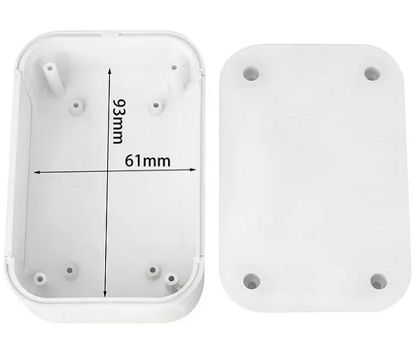 Caja plástica impermeable 100x67x34mm