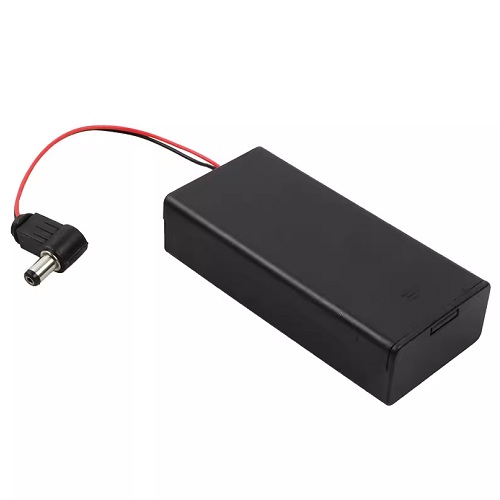 Portabatería con tapa para 2 baterías 18650. Con plug de conexión en ángulo