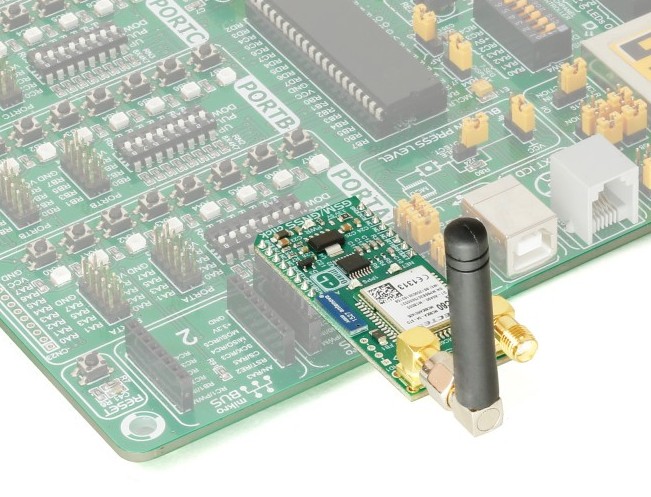 GSM/GNSS Click