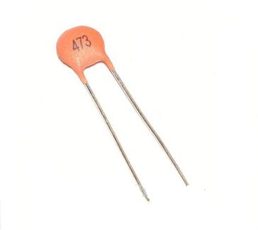 Capacitor cerámico 0.047uF, 50V (473)