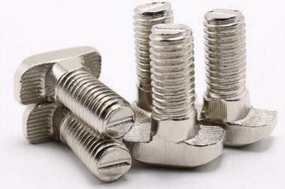 Tornillo en T para perfil OB2020, Rosca M5, 25mm