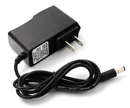 Adaptador 9V 1A
