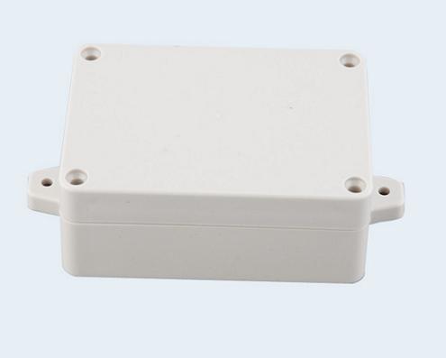 Caja plástica impermeable 100x68x40mm