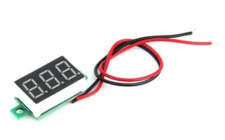 Mini voltímetro digital DC Blanco. 3.0VDC-30VDC