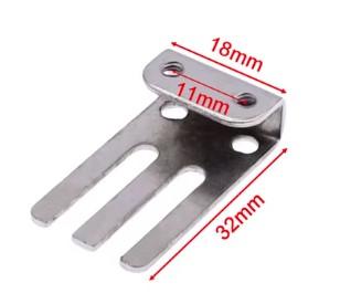 [SN04-BRACKET] Soporte en ángulo para sensor infrarrojo reflectivo y de proximidad