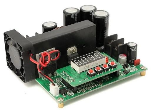 Conversor DC/DC Elevador 120V. Con display LED