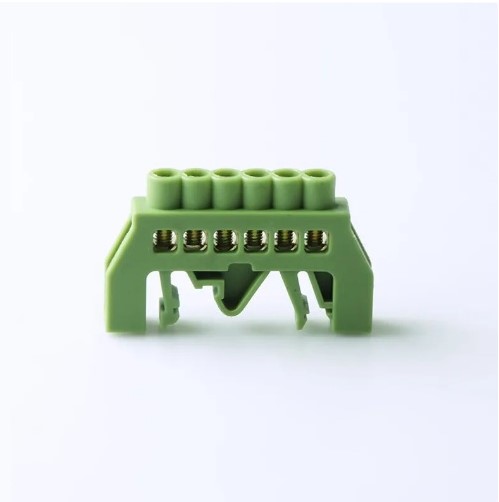 Bornera terminal a tierra en puente 6 posiciones. Para riel DIN. Verde