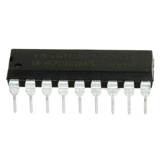Driver Darlington de corriente de 8 canales. DIP-18