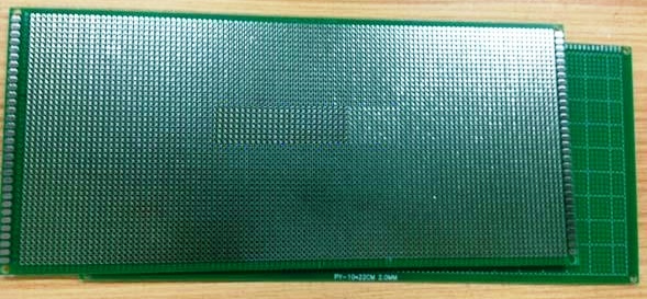 Circuito Impreso Universal 10cm x 22cm Fibra de Vidrio